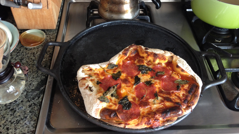 Illustration for article titled How To Make Your Own Damn Hot Dog Stuffed Crust Pizza Right Now